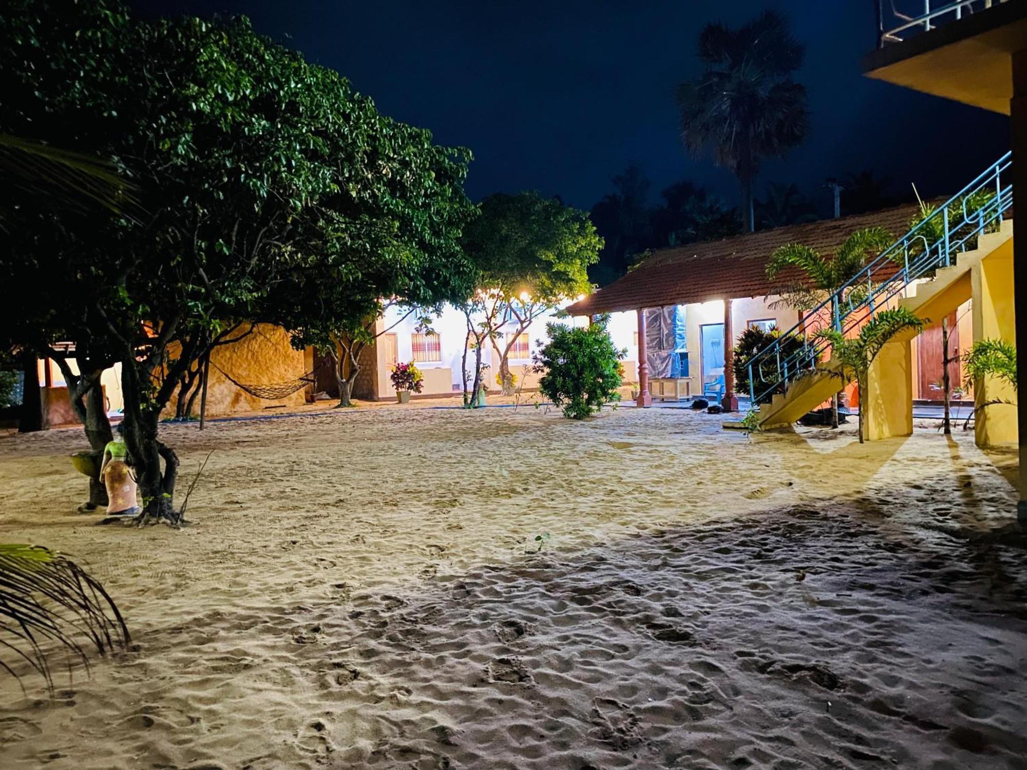 Alankuda Dolphin Village מראה חיצוני תמונה